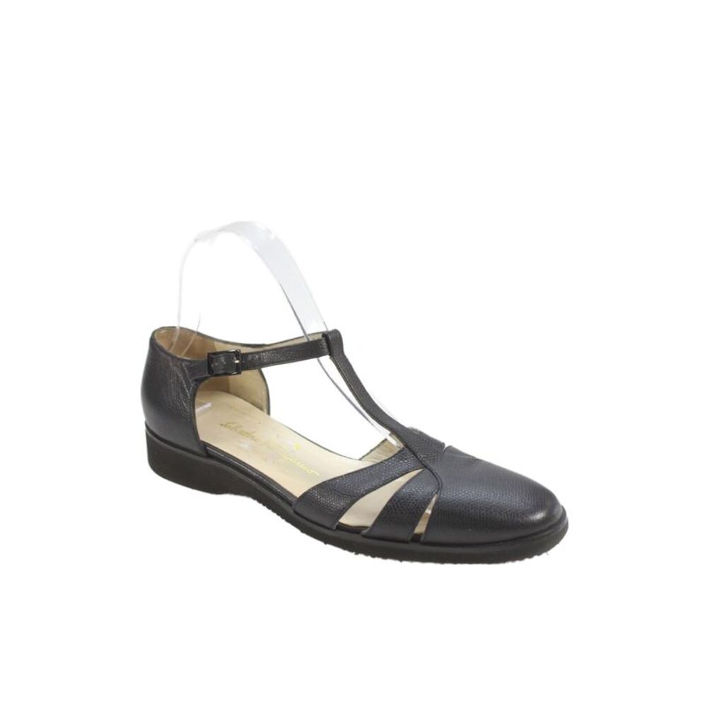 Salvatore Ferragamo Womens Leather Closed Toe Ankle Strap Sandals Black Size 7.5